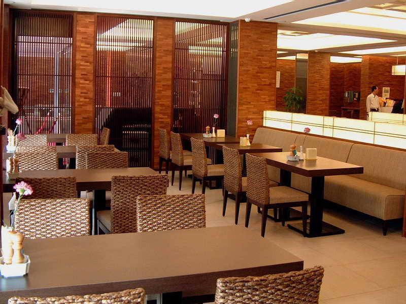 The Premier Hotel Ταϊνάν Εξωτερικό φωτογραφία